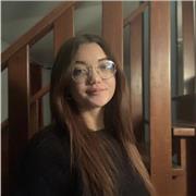 Laureanda in filosofia da ripetizioni di filosofia, storia e letteratura